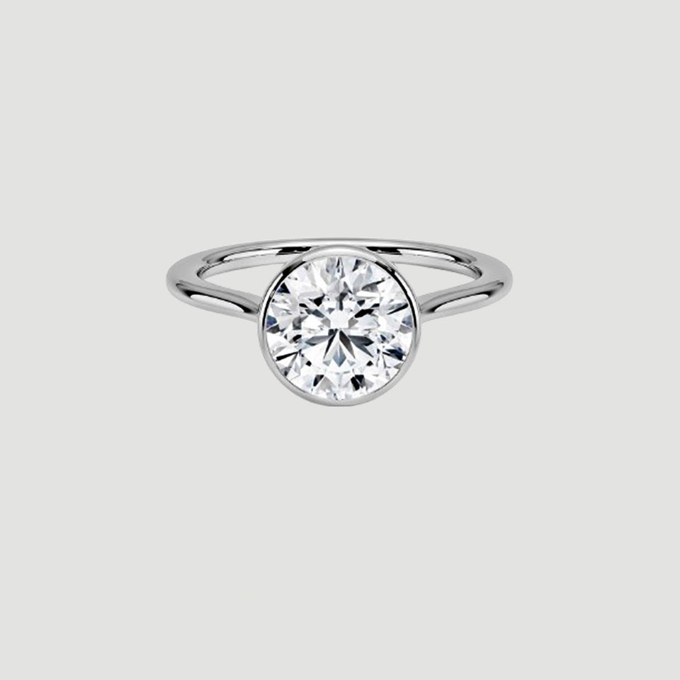 Round Bezel Setting Moissanite Ring